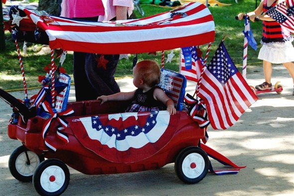 4th of july patriotic parade wagon